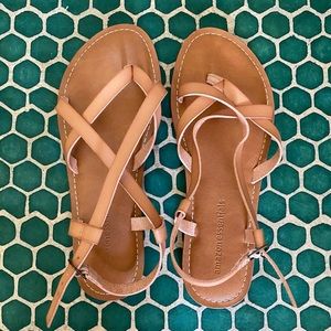 Amazon Basics Leather Sandals NEW SZ8